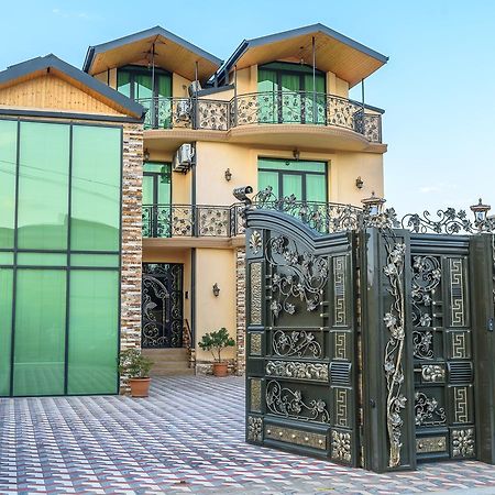 GK Villa Tbilisi Esterno foto