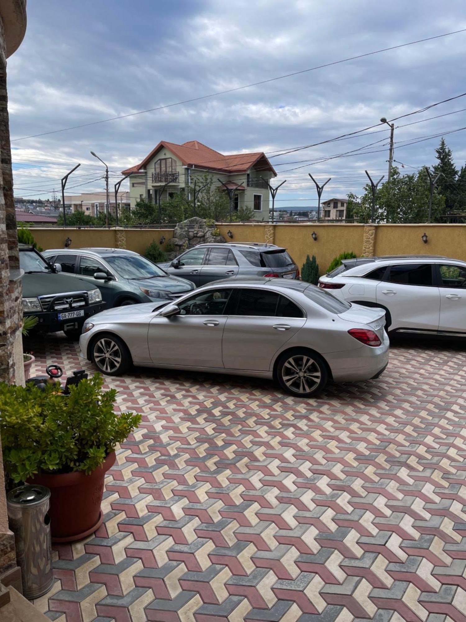 GK Villa Tbilisi Esterno foto