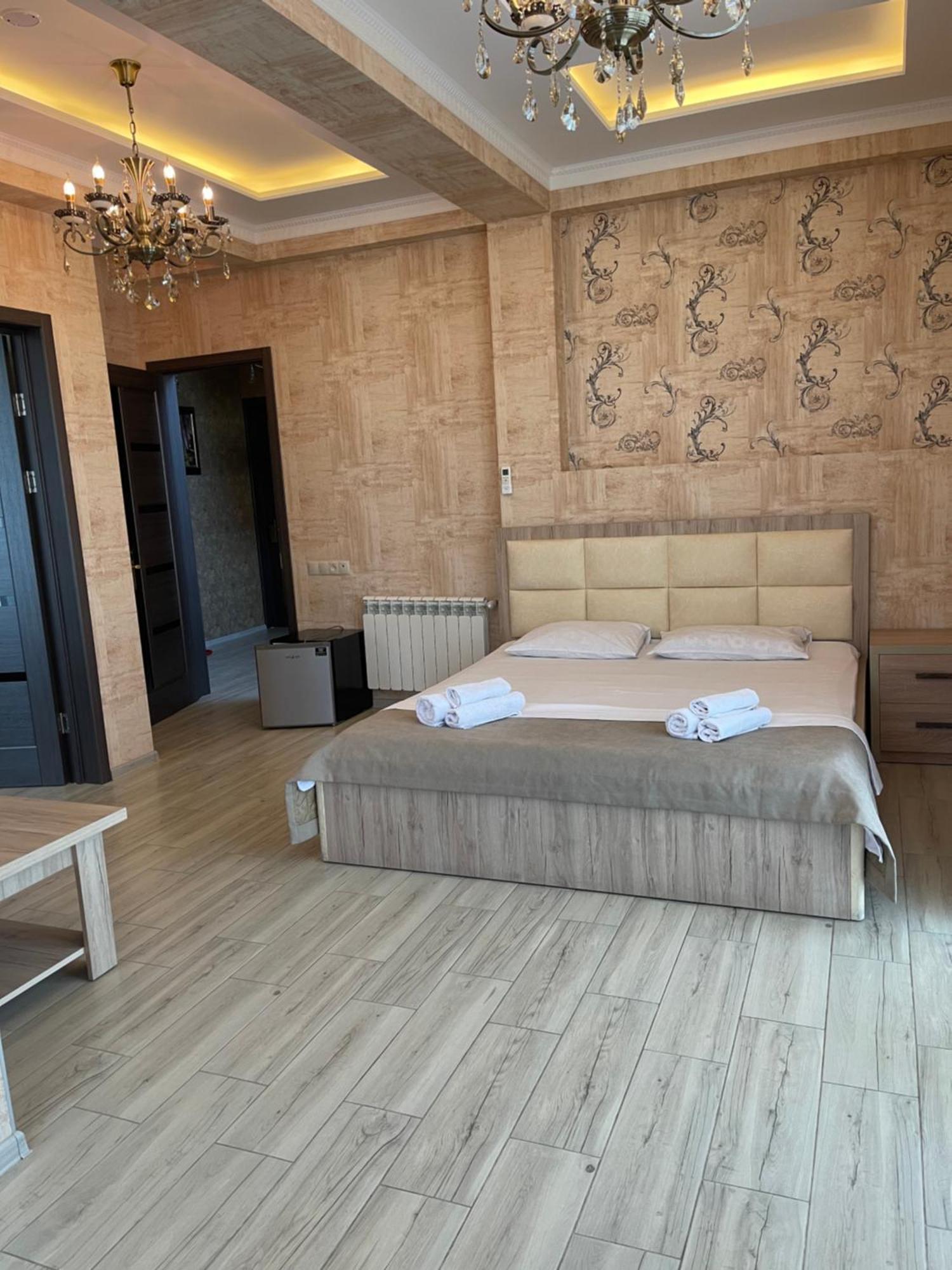 GK Villa Tbilisi Esterno foto
