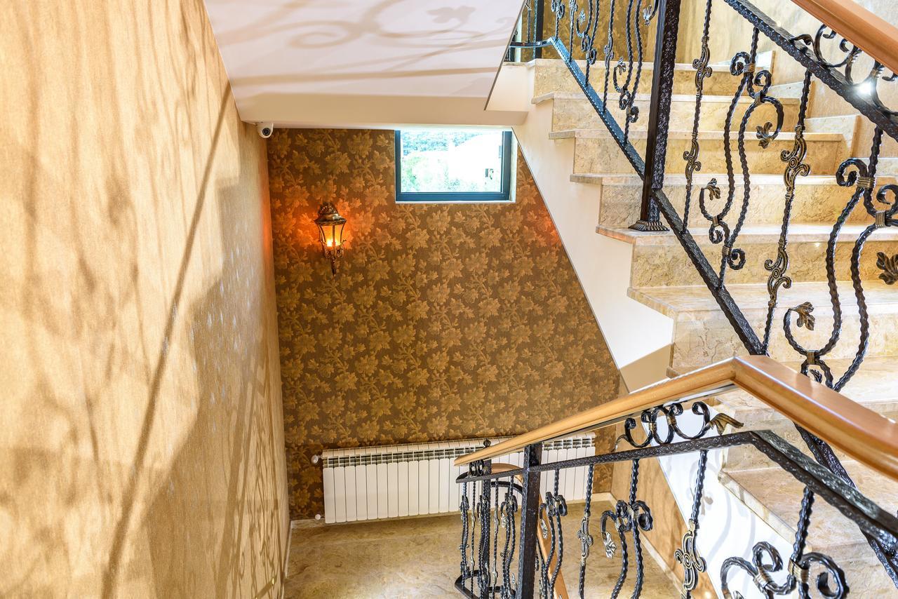 GK Villa Tbilisi Esterno foto